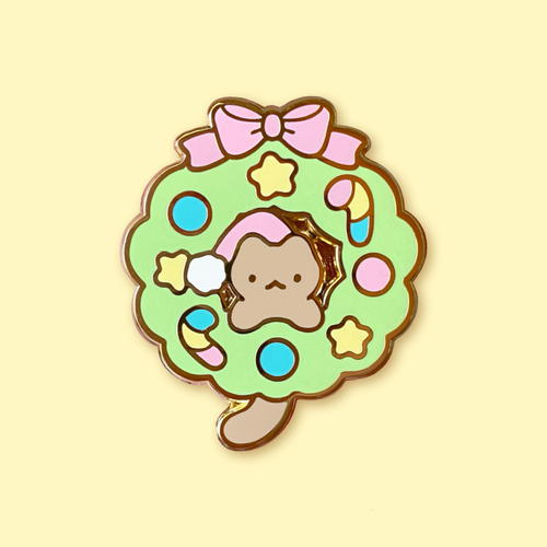 Wreath Kitten Pin